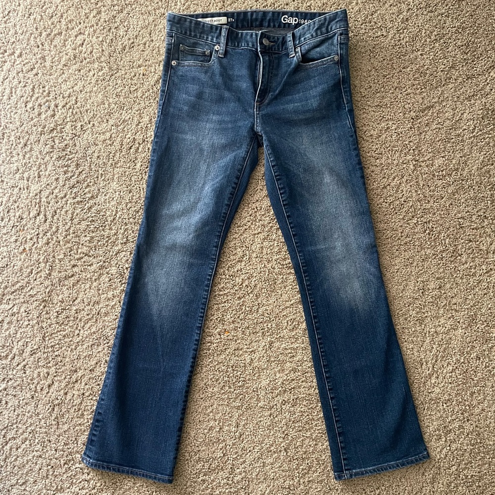 Gap Bootcut Jeans size 27 short